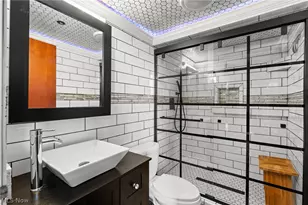 1133 W 9th St, Loveland, OH 44113 - Photo 19