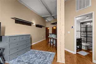 1133 W 9th St, Loveland, OH 44113 - Photo 15