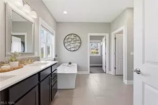 10900 Angela Dr, Kirtland, OH 44094 - Photo 11