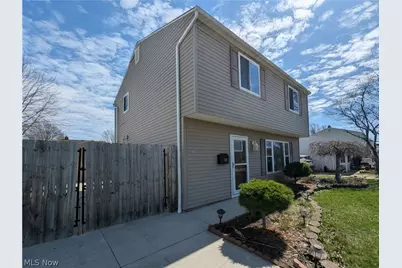 1045 E 347th Street, Eastlake, OH 44095 - Photo 3