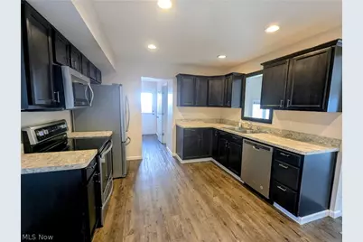 1045 E 347th Street, Eastlake, OH 44095 - Photo 11