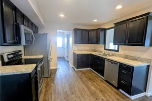 1045 E 347th St, Eastlake, OH 44095 - Photo 11