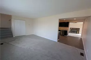 1045 E 347th St, Eastlake, OH 44095 - Photo 17