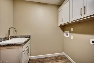 763 Fernsell Street SW, Strasburg, OH 44680 - Photo 9