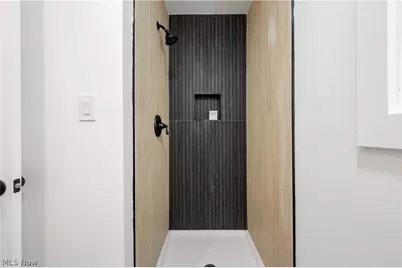 3750 Bainbridge Road, Cleveland Heights, OH 44118 - Photo 17