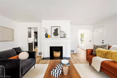 3750 Bainbridge Road, Cleveland Heights, OH 44118 - Photo 5