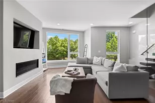 1240 W 70th St, Loveland, OH 44102 - Photo 15