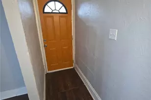 10117 Somerset Ave, Loveland, OH 44108 - Photo 9