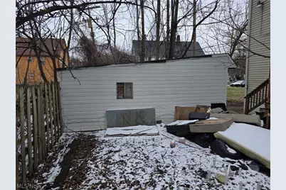 10117 Somerset Avenue, Loveland, OH 44108 - Photo 7