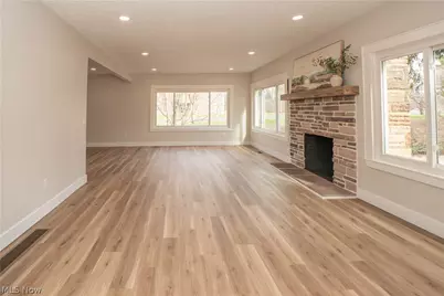 1940 Canton Road, Akron, OH 44312 - Photo 11