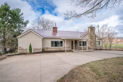 1940 Canton Road, Akron, OH 44312 - Photo 1