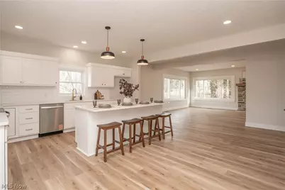 1940 Canton Road, Akron, OH 44312 - Photo 15