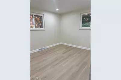 1139 N Skyline Drive, Green Hills, OH 44131 - Photo 29