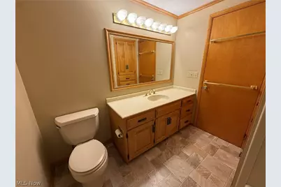 1728 State Route 39 NE, New Philadelphia, OH 44663 - Photo 17