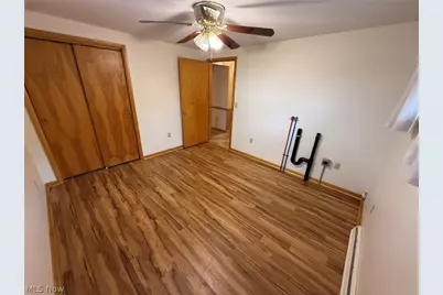 1728 State Route 39 NE, New Philadelphia, OH 44663 - Photo 13