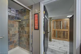 257 Windward Dr, Elyria, OH 44035 - Photo 37