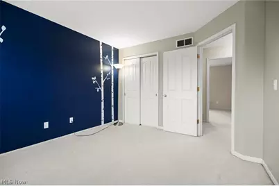 924 Theora Drive, Brunswick, OH 44212 - Photo 33