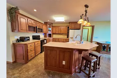 6340 Mallard Creek Run, Lorain, OH 44053 - Photo 13