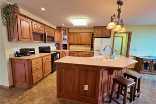 6340 Mallard Creek Run, Lorain, OH 44053 - Photo 13