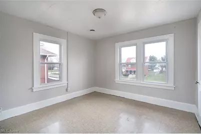 1816 E 34th Street, Lorain, OH 44055 - Photo 11