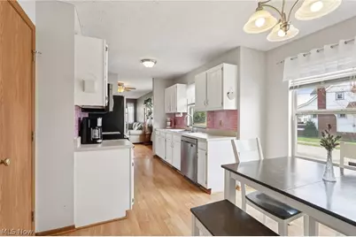 134 Hazelwood Avenue, Barberton, OH 44203 - Photo 15