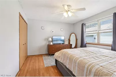 134 Hazelwood Avenue, Barberton, OH 44203 - Photo 23