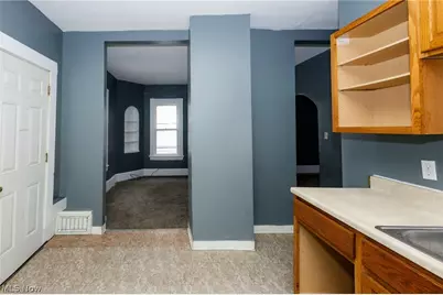 2142 W 105th Street #1/DN, Loveland, OH 44102 - Photo 7