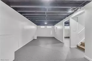 1511 E 196th St, Euclid, OH 44117 - Photo 21