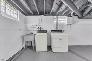 1511 E 196th St, Euclid, OH 44117 - Photo 23