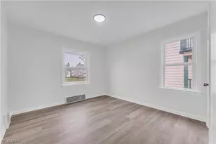 1511 E 196th St, Euclid, OH 44117 - Photo 13