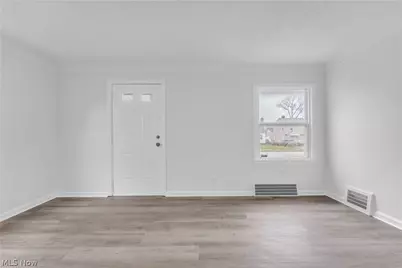 1511 E 196th Street, Euclid, OH 44117 - Photo 3