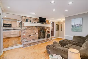 26301 Annesley Rd, Beachwood, OH 44122 - Photo 9