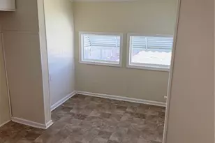 404 Noah Ave, Akron, OH 44320 - Photo 9