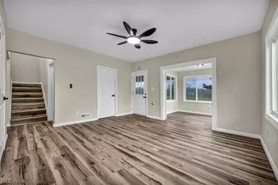 14244 Atwater Avenue NE, Alliance, OH 44601 - Photo 7