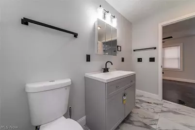 17005 Mapleboro Avenue, Maple Heights, OH 44137 - Photo 17