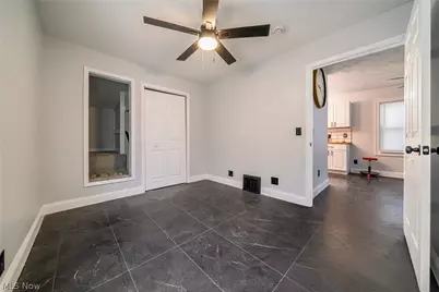 17005 Mapleboro Avenue, Maple Heights, OH 44137 - Photo 15