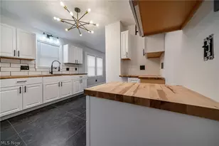 17005 Mapleboro Ave, Maple Heights, OH 44137 - Photo 13