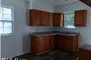 12405 Emery Ave, Loveland, OH 44135 - Photo 7