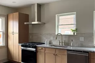 9805 Lake Ave, Loveland, OH 44102 - Photo 5