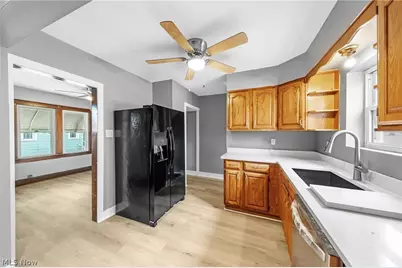 1516 Newton Street, Akron, OH 44305 - Photo 7