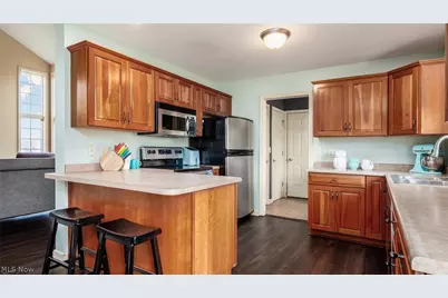 360 Walters Way, Zanesville, OH 43701 - Photo 13