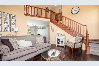 360 Walters Way, Zanesville, OH 43701 - Photo 7