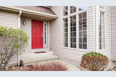 360 Walters Way, Zanesville, OH 43701 - Photo 3