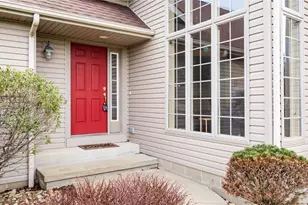 360 Walter's Wy, Zanesville, OH 43701 - Photo 3