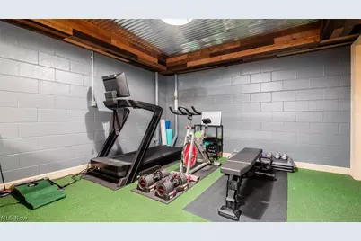 360 Walters Way, Zanesville, OH 43701 - Photo 37