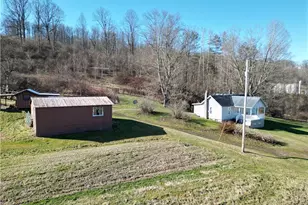 31785 Piedmont-Freeport Rd, Freeport, OH 43973 - Photo 7