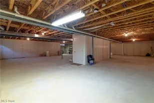 9119 Chatham Cir, North Ridgeville, OH 44039 - Photo 19