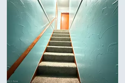 1068 Easton Drive, Akron, OH 44310 - Photo 19