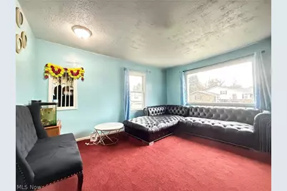 1068 Easton Drive, Akron, OH 44310 - Photo 7