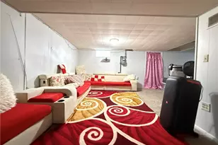 1068 Easton Dr, Akron, OH 44310 - Photo 27